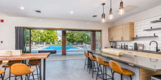 Deer Valley Apartments Gallery 4