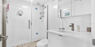1050 LONGBOAT CLUB Road Gallery 23