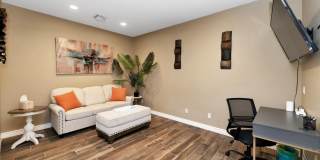 540 N SCOTT Drive Gallery 17