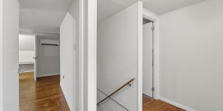 1911 Fontaine Road Gallery 22