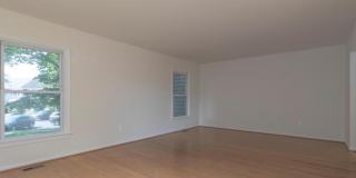 6120 OLD BRENTFORD Court Gallery 25