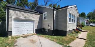 Spacious 2-Bedroom, 1-Bathroom Home AVAILABLE NOW!! Gallery 24