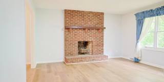 nice renovated 4 Bed 3 Bath Gallery 5