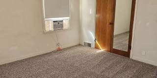 Spacious cozy 3 Bed Home! New Carpets!! Gallery 14