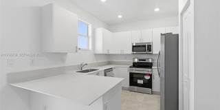 2705 SE 25 AVE Gallery 26