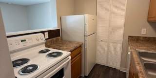 River Walk Apartments Gallery 10