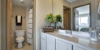 Kellogg Square Apartments Gallery 65