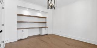 1625 N Main Street Gallery 11