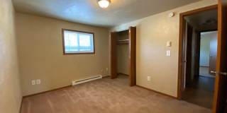 Spacious & Bright 2-Bedroom, 1-Bath upper-level fourplex- located in Spokane Valley! Spacious & Bright 2-Bedroom, 1-Bath upper-level fourplex- located in Spokane Valley! Gallery 8