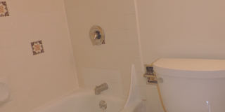 Eugene Manor Apartments Gallery 17