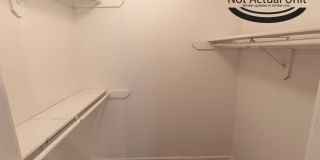 Super cute 3 bedroom duplex Gallery 15