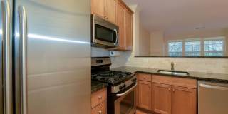 1 Bed 1 Bath - North Bethesda Condo - 1 Reserved Parking Space Gallery 10