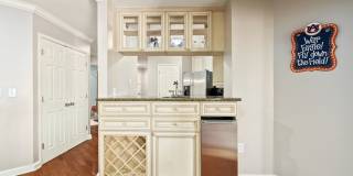 Magnolia Plaza -145 E. Magnolia, Unit 311 Gallery 6