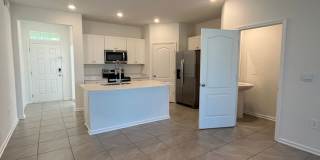 Town Home in The Trails -2 Primary Suites!! Gallery 8