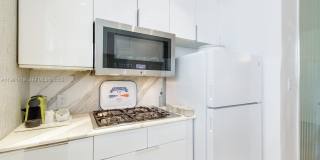 739 11th St Gallery 10