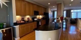 150 HERNDON MILLS Circle Gallery 10