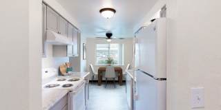 Immaculate 2 bedroom with air conditioning and washer/dryer included!! Gallery 7
