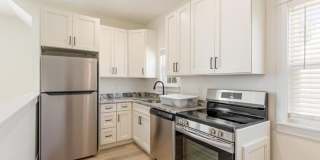 A great place to stay that is a nice and cozy cottage in the great neighborhood of Southwood Gallery 9