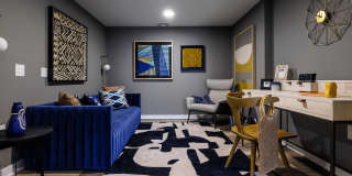 The Hillmont Gallery 37