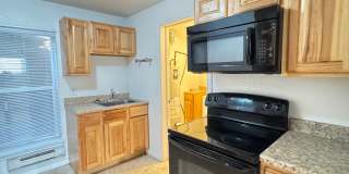 2 BEDROOM, 1 BATHROOM SINGLE FAMILY HOME CLOSE TO DOWNTOWN CHEYENNE Gallery 8