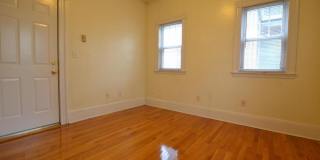 22-24 Everett Sq. Gallery 7