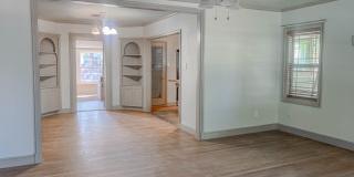 2511 23rd is a cute 2 bedroom, 2 bathroom, 1428 sq. ft. home Gallery 4