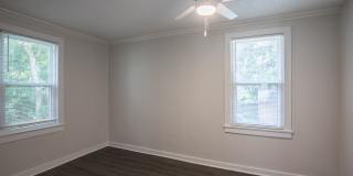 Spacious 3 bedroom, 1 Bathroom Upper Level Duplex Apartment Gallery 7