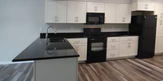 Cozy 2 Bedroom 2 Bath Condo in Iowa City! Gallery 1