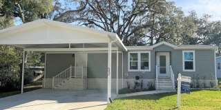 1077 Cloverleaf Circle Gallery 1