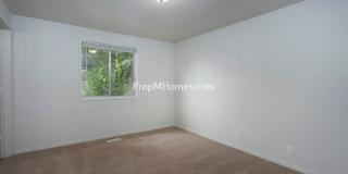 Quaint Ranch Style Home with Fenced Yard! Gallery 11