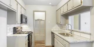 1000 Rambling Oaks - 6 Gallery 8