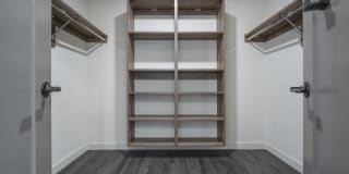 10X Las Olas Walk 10X Las Olas Walk Gallery 45