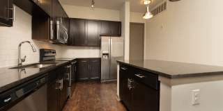 Crest at Park Central Apartments Gallery 5