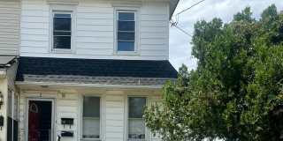 2 BELOIT Avenue Gallery 1