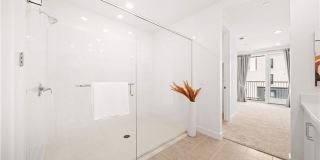 2510 Rivington Gallery 21