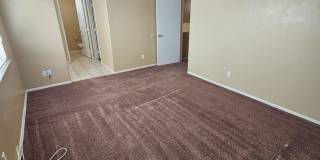 Spacious 6 bedroom , 3 bathroom home with downstairs bedroom and bath Gallery 15