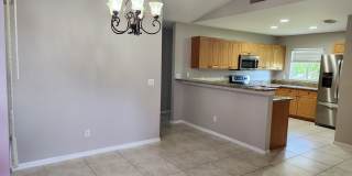 BEAUTIFUL 3 BR / 2 BA HOME AVAILABLE IN MIRROR LAKES Gallery 6