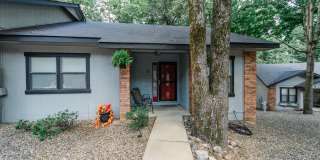 !!!!!!!! MOVE IN SPECIAL -- $1200 FOR FIRST 2 MONTHS!!!!!!!! -- Come and enjoy your stay at this clean and cozy 2 bedroom 2 bath townhome in the Village. You won't regret it! Fresh paint and new appliances And Transfer of Homeowner Amenity Privileges A Gallery 1