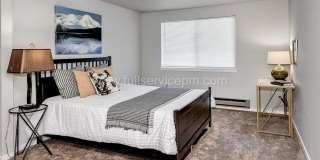 Spacious, Modern Northgate Condo w/ Quartz Kitchen, Secure Parking, Pool & Light Rail Access Gallery 10