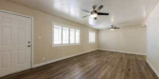 2311 West Whitton Avenue Gallery 4