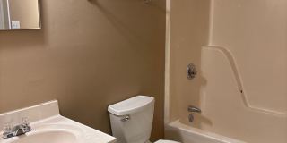 3 Bedroom Convenient to A&T and Downtown Greensboro! Gallery 11