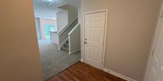 3 Bed 2.5 Bath Townhome in Brentwood Gallery 3