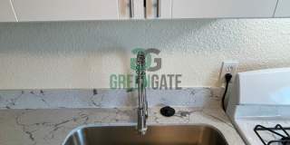 325 W H St Gallery 19