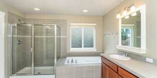 5Bd/3Ba Lynnwood House Gallery 23
