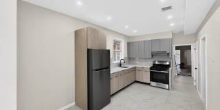 345 Walnut St Gallery 26