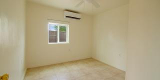 2 Bed 1 Bath Home with Private Fenced Backyard! Gallery 6