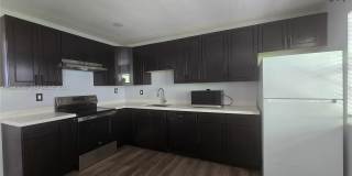 4095 N ANDREWS Gallery 1