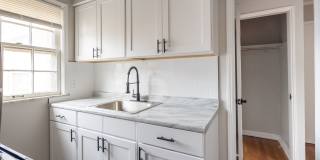 Shaker Lakes Apartments Gallery 6