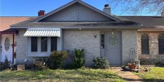 208 Versailles Street Gallery 1