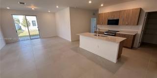 1535 SE 7th Ct Gallery 4